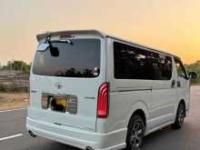 https://riyasewana.com/uploads/toyota-kdh-200-2919051722243.jpg