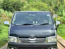 Toyota KDH 200 2005 Van