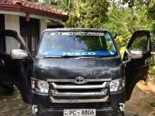 Toyota KDH 200 2006 Van