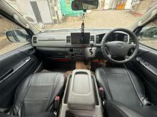 https://riyasewana.com/uploads/toyota-kdh-200-31013216145.jpg