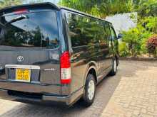 https://riyasewana.com/uploads/toyota-kdh-200-311041584202.jpg