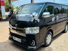 https://riyasewana.com/uploads/toyota-kdh-200-311042366275.jpg