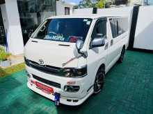 Toyota KDH 200 SUPER Gl 2005 Van