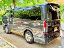 https://riyasewana.com/uploads/toyota-kdh-200-318040917292.jpg