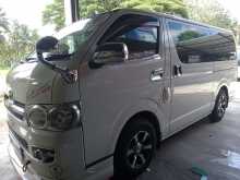 https://riyasewana.com/uploads/toyota-kdh-200-32220504492.jpg