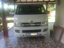 Toyota KDH 200 2007 Van