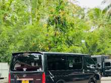 https://riyasewana.com/uploads/toyota-kdh-200-41419344463.jpg