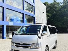 Toyota KDH 200 GL 2007 Van