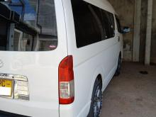 https://riyasewana.com/uploads/toyota-kdh-200-416100117255.jpg