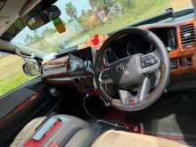 https://riyasewana.com/uploads/toyota-kdh-200-423223222912.jpg