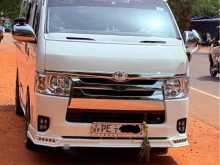 Toyota KDH 200 2007 Van