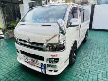 Toyota KDH 200 GL 2006 Van