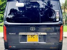 https://riyasewana.com/uploads/toyota-kdh-200-58314117766.jpg
