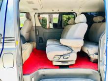 https://riyasewana.com/uploads/toyota-kdh-200-612130117935.jpg