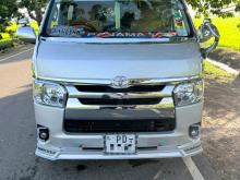 Toyota KDH 200 Super GL 2007 Van