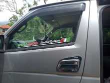 https://riyasewana.com/uploads/toyota-kdh-200-7652345003.jpg
