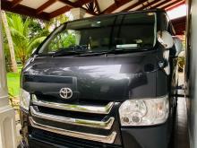 Toyota KDH 200 2007 Van