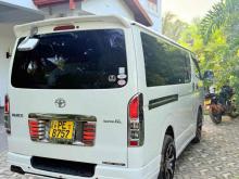 https://riyasewana.com/uploads/toyota-kdh-200-82455924162.jpg