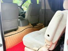 https://riyasewana.com/uploads/toyota-kdh-200-82455924313.jpg