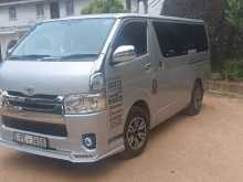Toyota KDH 2004 Van