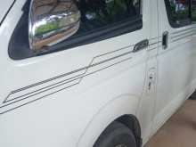 Toyota KDH 2005 Van