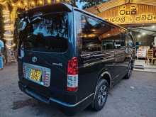 https://riyasewana.com/uploads/toyota-kdh-2005-2121194912754.jpg