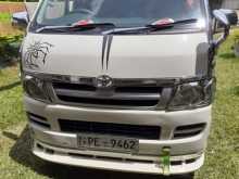 Toyota KDH 2006 Van