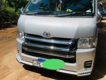 Toyota KDH 2006 Van