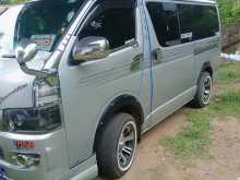 https://riyasewana.com/uploads/toyota-kdh-2006-168300112182.jpg