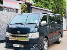 Toyota KDH 200 2006 Van