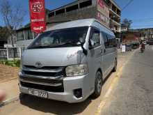 Toyota KDH 2006 Van