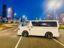 https://riyasewana.com/uploads/toyota-kdh-2006-48583312383.jpg