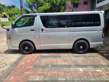 https://riyasewana.com/uploads/toyota-kdh-2006-79230712573.jpg