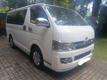 Toyota KDH 2006 Van