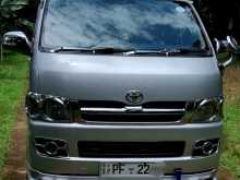 Toyota KDH 2006 Van