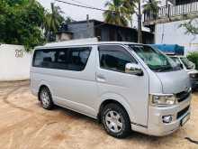 Toyota KDH 2007 Van
