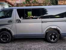 https://riyasewana.com/uploads/toyota-kdh-2007-136363412314.jpg