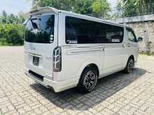 https://riyasewana.com/uploads/toyota-kdh-200super-78333422642.jpg