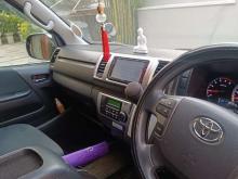 https://riyasewana.com/uploads/toyota-kdh-201-102325586714.jpg