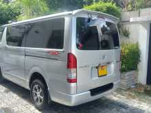 https://riyasewana.com/uploads/toyota-kdh-201-11122907902.jpg