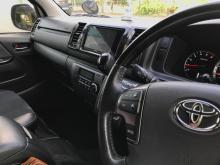 https://riyasewana.com/uploads/toyota-kdh-201-115264917554.jpg