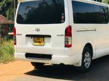 https://riyasewana.com/uploads/toyota-kdh-201-121935064793.jpg