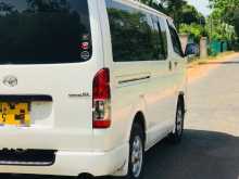 https://riyasewana.com/uploads/toyota-kdh-201-121935064972.jpg