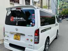 https://riyasewana.com/uploads/toyota-kdh-201-1310310322193.jpg