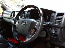 https://riyasewana.com/uploads/toyota-kdh-201-1420014117773.jpg