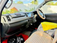 https://riyasewana.com/uploads/toyota-kdh-201-151322036526.jpg