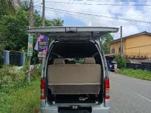 https://riyasewana.com/uploads/toyota-kdh-201-181129396776.jpg