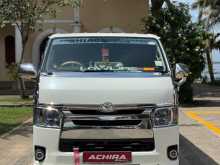 Toyota KDH 201 Super Gl 2012 Van