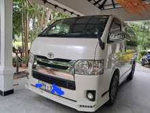 Toyota KDH 201 SUPER GL 2014 Van