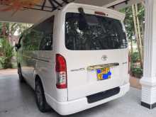 https://riyasewana.com/uploads/toyota-kdh-201-2014-712295112404.jpg